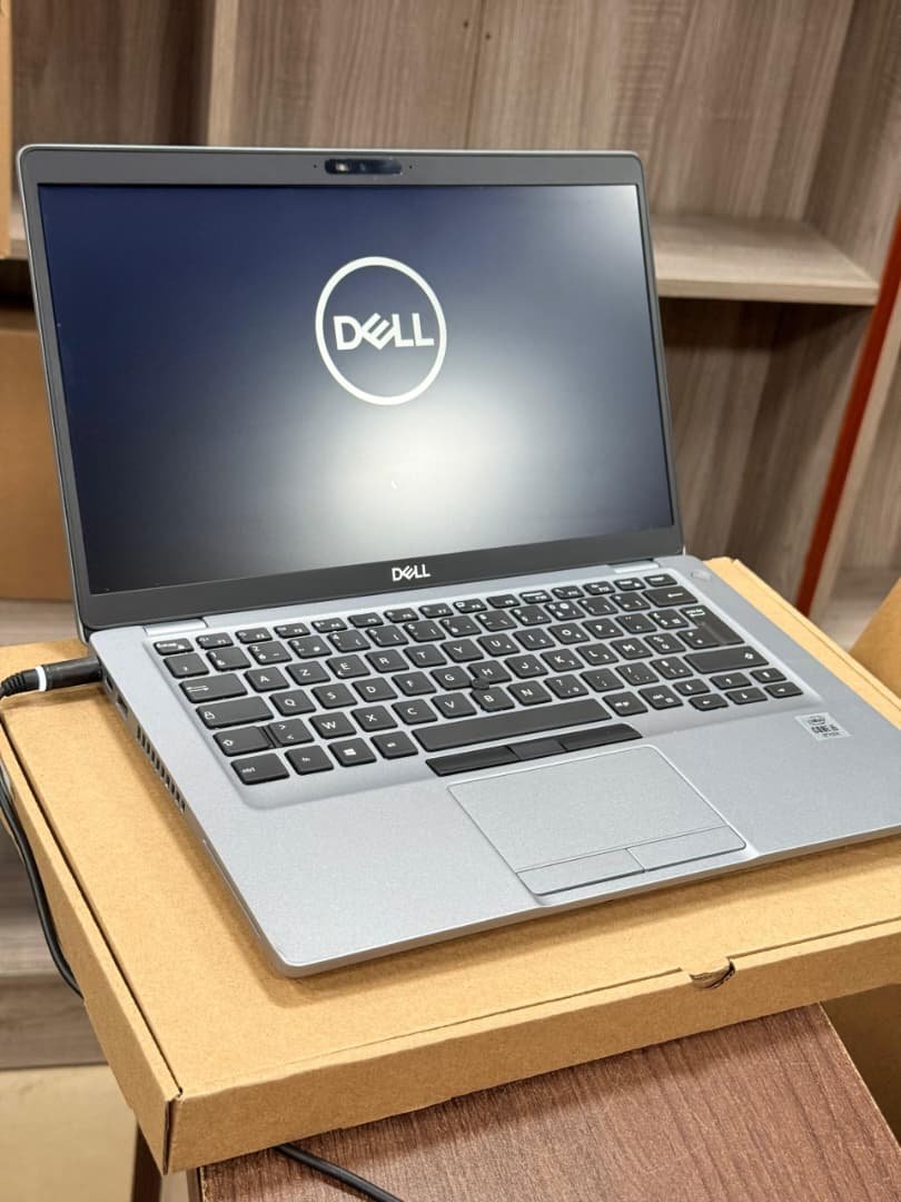 PC DELL Latitude 5410 i5-10th Génération Ultra rapide- Ecran 14" Full HD- Intel Core i5 8Go DDR4-SDRAM 512Go SSD- Wi-Fi 6 (802.11ax) -Azerty lumineux