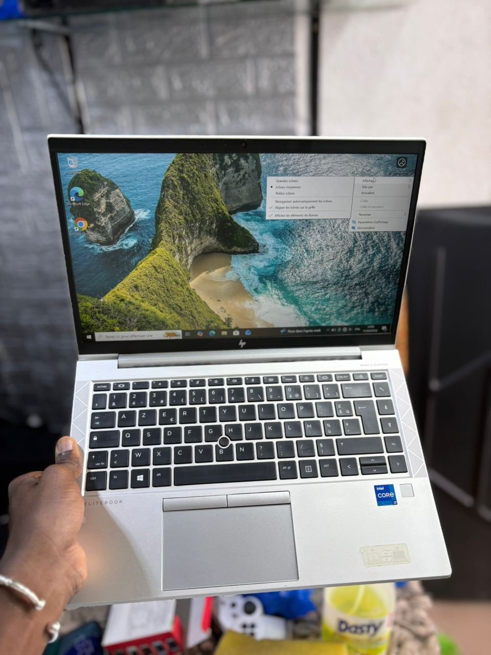 HP EliteBook 840 G8 14" - Core i7 - Casi neuf - 16 Go de RAM - SSD de 1To - Clavier Lumineux